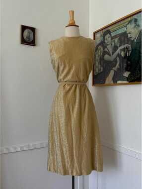 1960s Shimmering Gold Cocktail Dress 31' W
